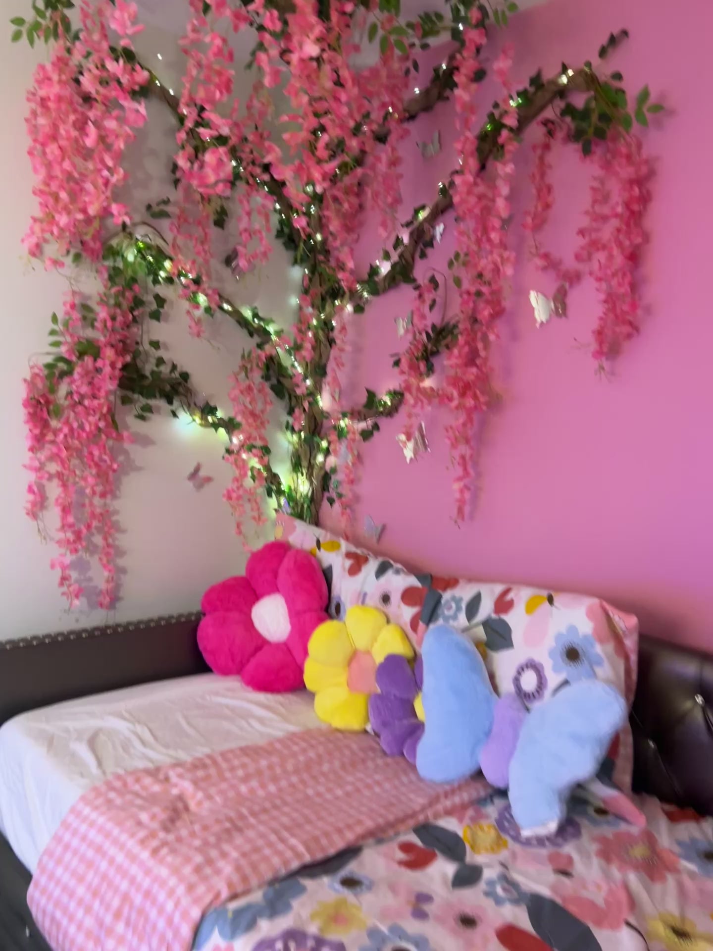 Bedroom Makeover ( Small size room)